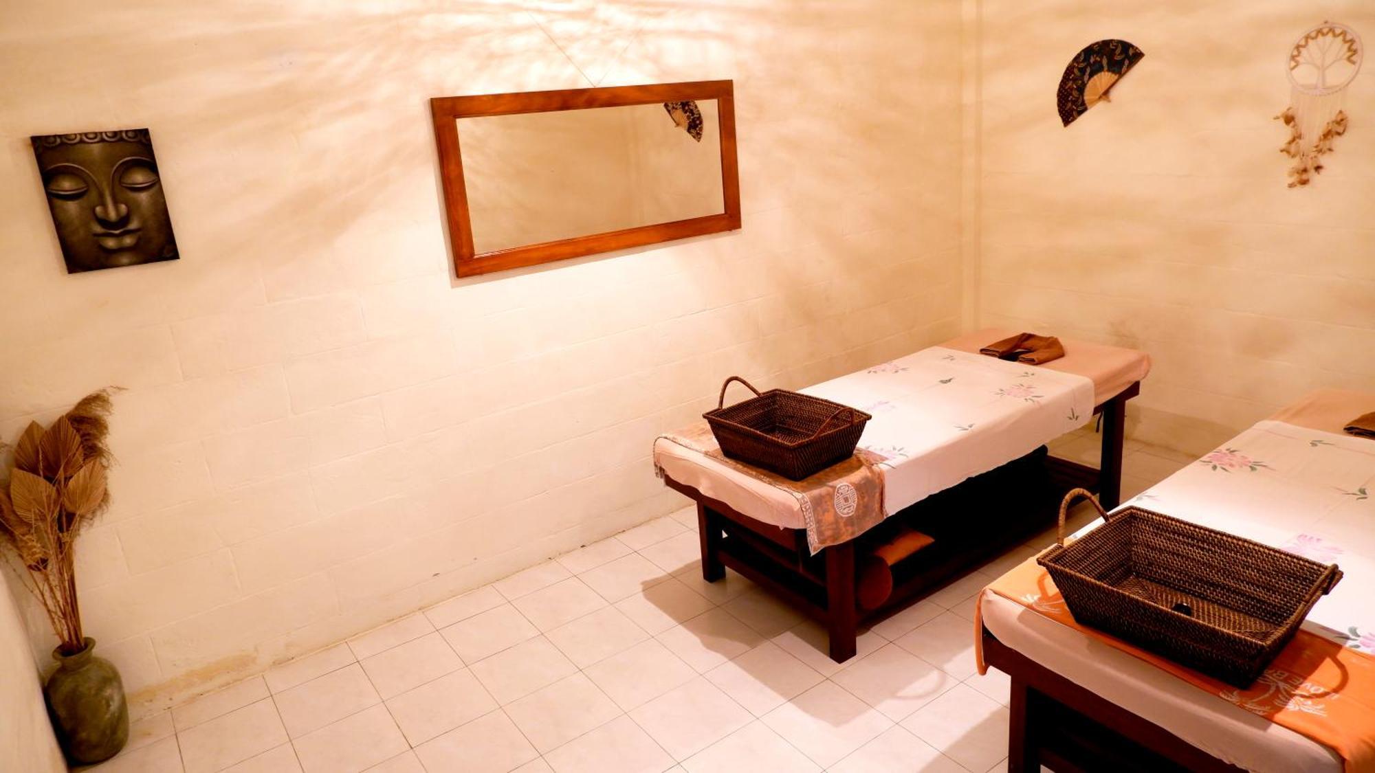 Bruga Villas Restaurant&Spa Selong Belanak Bagian luar foto