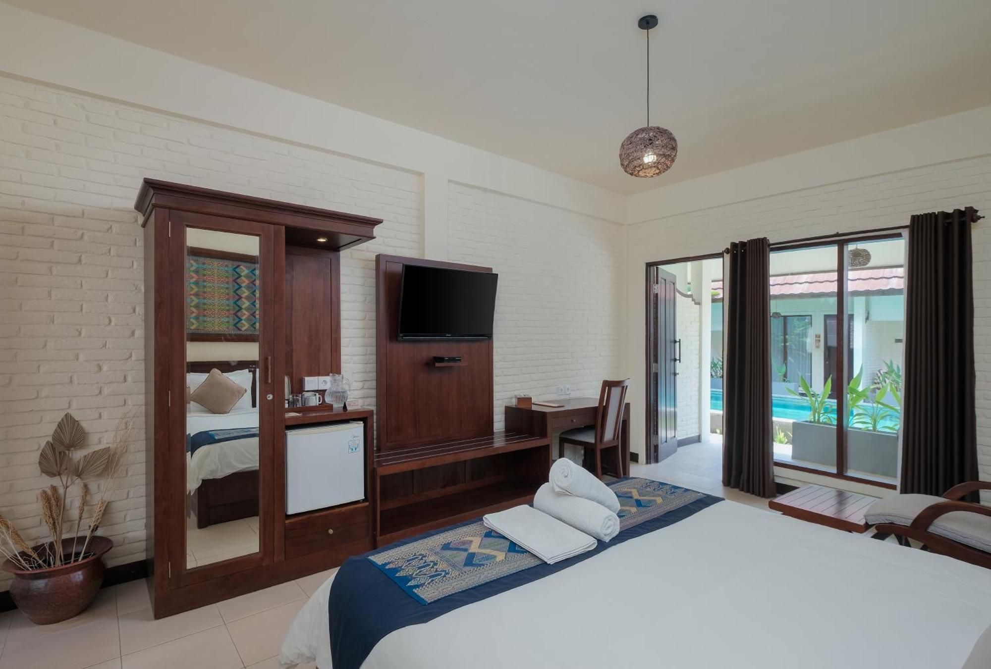 Bruga Villas Restaurant&Spa Selong Belanak Bagian luar foto