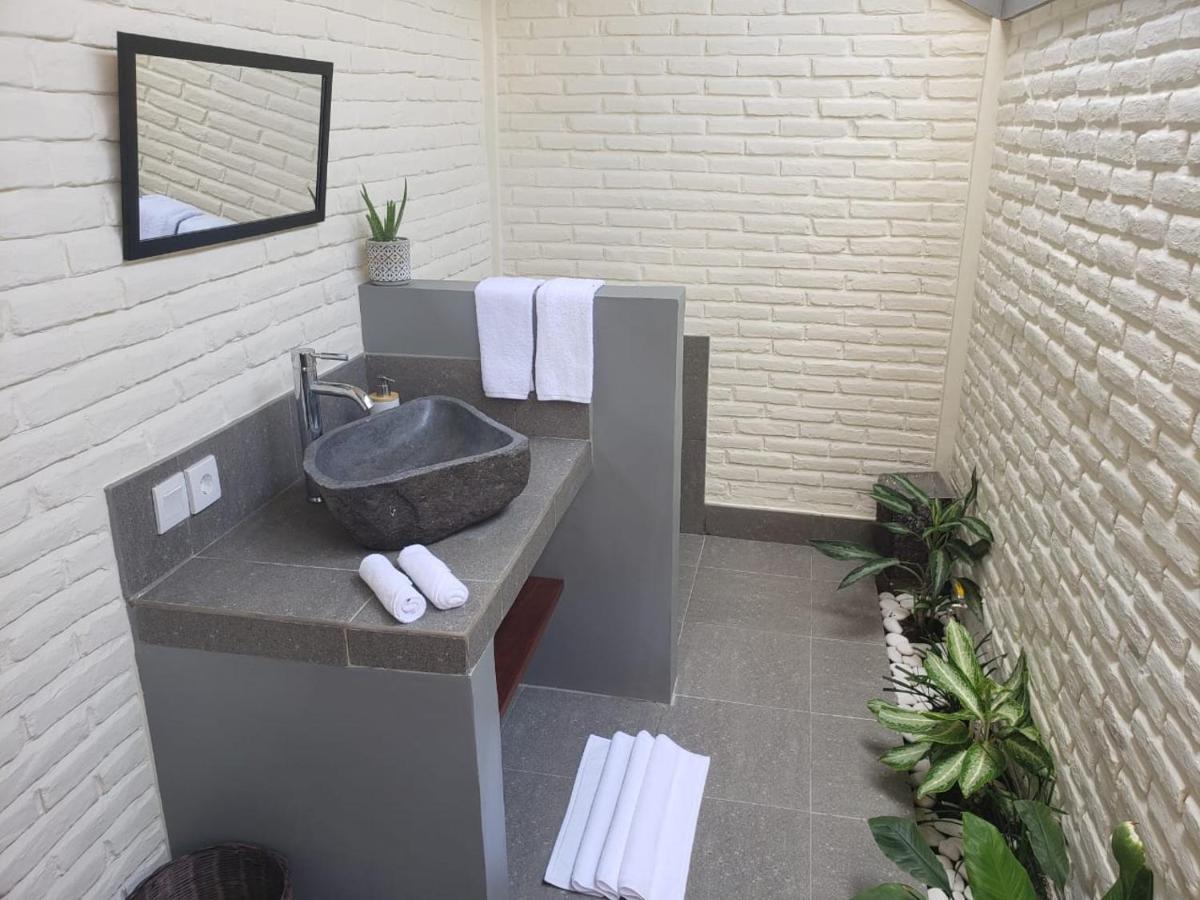 Bruga Villas Restaurant&Spa Selong Belanak Bagian luar foto
